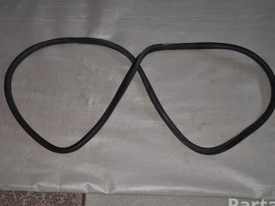 Porsche CAYENNE (92A) 2016 Joint d'étanchéité de porte Left Rear - Image 1