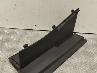 Volvo 31385837 XC90 II 2020 Garniture de capot d'essuie glace - Image 1