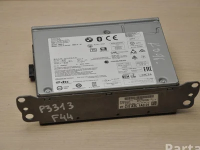 BMW 5A3C1A0 ; CI5A3C1A001 / 5A3C1A0, CI5A3C1A001 2' F44 Gran Coupé 2021 Radijas / magentola - Image 1