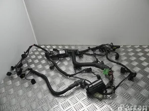 BMW 850789907 3 (F30, F80) 2013 Fils du compartiment moteur