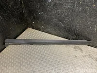 Hyundai 87754-BE010 / 87754BE010 Kona II 2023 Облицовка порога правой сторонe