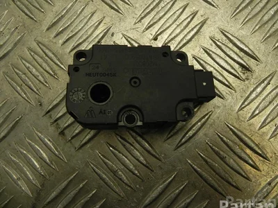 Mercedes-Benz FM208001 S-CLASS Coupe (C217) 2016 Moteur de réglage pour volet de régulation - Image 1