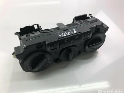 Volkswagen 53701/1CF / 537011CF PASSAT Variant (3C5) 2011 Contrôle automatique de la climatisation - Image 1