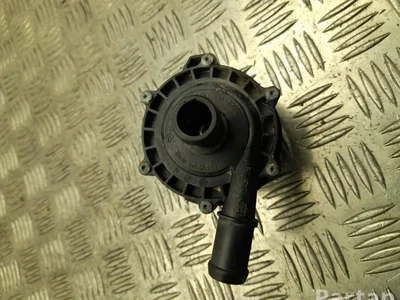 Polestar P6608007370 4 2025 Pompe à eau supplémentaire - Image 1