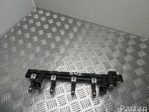 Ford 8A6G-9H487-AB / 8A6G9H487AB FOCUS III 2012 Distribution de carburant