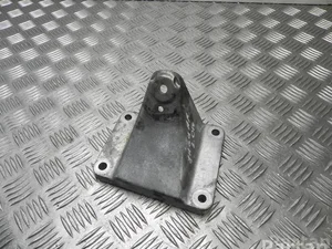 Jaguar 8W83-6061-AA / 8W836061AA XJ (X351) 2014 Support