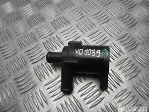 Škoda 030 105 271 D,  03C 141 025 J, 1K0 965 561 L / 030105271D, 03C141025J, 1K0965561L FABIA II (542) 2010 Pompe à eau supplémentaire