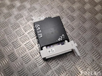 Toyota 82730-52R90, 89221-0DA80 / 8273052R90, 892210DA80 Yaris Cross XP210 2025 Skrzynka bezpieczników - Zdjęcie 1