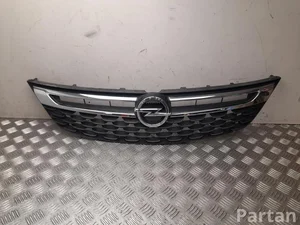 Opel 13464791 ASTRA K 2017 Rejillas