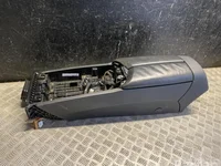 Maserati 1050883720, 06700190470 GHIBLI (M157) 2014 Apoyabrazos