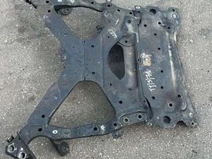 Audi 8W1399347C Q5 GUB 2025 traverser