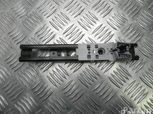 Mercedes-Benz A 212 860 01 88 / A2128600188 E-CLASS (W212) 2012 Support pour la garniture