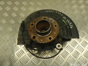 Jeep RH5M RENEGADE Closed Off-Road Vehicle (BU) 2016 Logement de roulement de roue Right Front