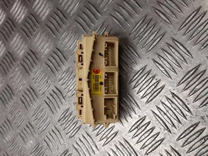 Kia 91940-D4000 / 91940D4000 OPTIMA Sportswagon 2017 Boîte à fusibles