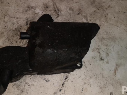 VOLVO V70 II (SW) 2002 Oil Cooler, engine oil