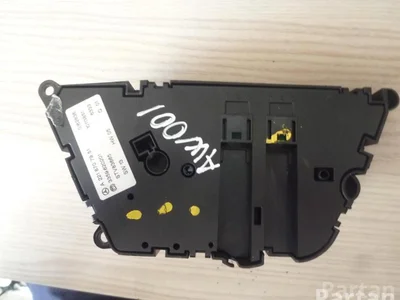 Mercedes-Benz A 221 870 79 51 / A2218707951 S-CLASS (W221) 2007 Bloc d'interrupteur de siège - Image 1