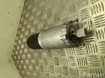 BMW 950454 M4 G82 2023 Direction assistée pompe électrique - Image 1