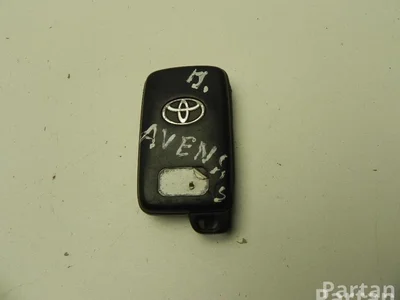 Toyota Avensis AVENSIS Estate (_T27_) 2011 Clé - Image 1