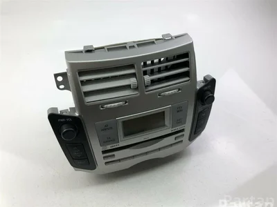 Toyota  86120-0D210 / 861200D210 YARIS (_P9_) 2011 Radio / lecteur CD - Image 1