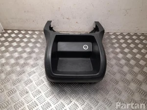 Mercedes-Benz A 447 680 03 31 / A4476800331 VITO Box (W447) 2025 Storage bin center console