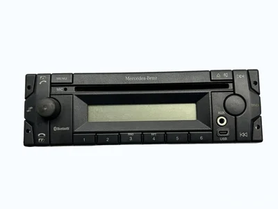 Mercedes-Benz Trucks A0004467162, 7620000229 ATEGO 3 2017 Audio System radio - Image 1