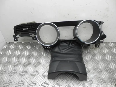 Ford USA FR3B-63044D70-B / FR3B63044D70B MUSTANG Coupe 2016 Cadre Tableau de bord - Image 1