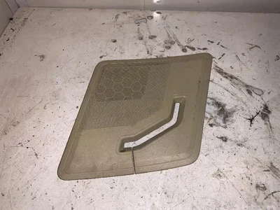 Volvo 8641272 XC90 I 2003 Grille de haut-parleur - Image 1