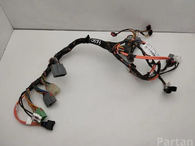 Aston Martin 8D33-14B079-AF / 8D3314B079AF Vantage Coupe 2009 Harnais - Image 1