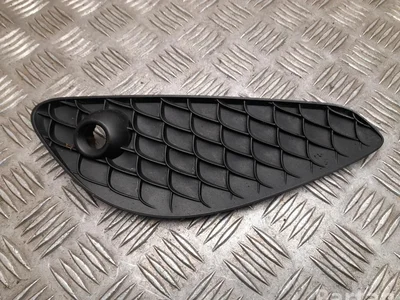 Mercedes-Benz A 247 885 70 02 / A2478857002 B-Class (W247) 2022 Grillades - Image 1