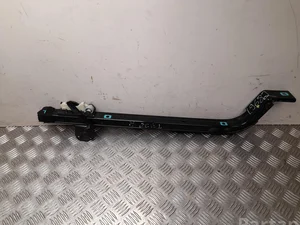 Renault 777614419R KANGOO III 2021 Charnière de porte