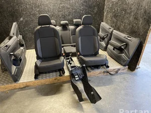 Volkswagen Taigo 2025 Set siège Panneau de porte Accoudoir