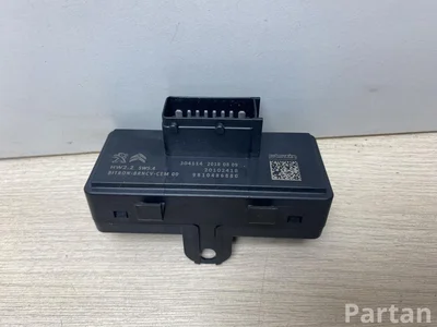 Peugeot 9810486880 508 II 2019 Unidad de control de asientos con calefacción - Imagen 1