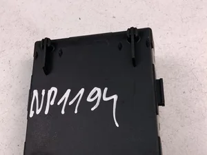 Mercedes-Benz A2059004421 C-CLASS (W205) 2017 Unité de commande pour porte Right Front