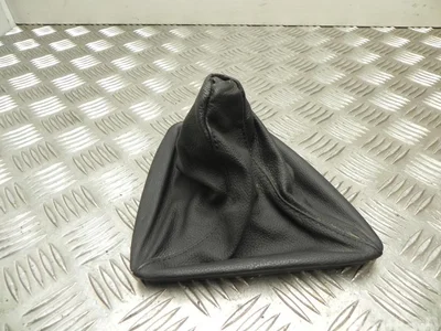 BMW 7530223 3 (E90) 2004 Couvercle de levier de vitesses - Image 1