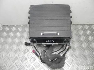 Mercedes-Benz A 167 810 99 03 / A1678109903 GLE (W167) (2019 ...) 2019 Porte-gobelet