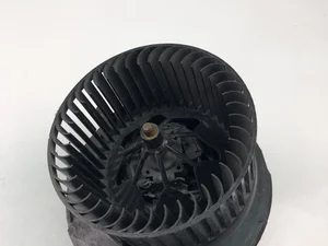 Volkswagen CZ01606007617 GOLF VI (5K1) 2010 Ventilateur d'intérieur