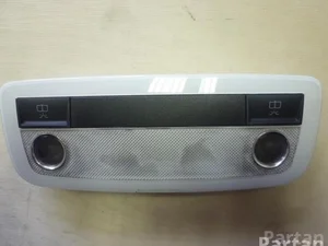 Mercedes-Benz A 204 820 49 01 / A2048204901 C-CLASS (W204) 2009 Lumière intérieure