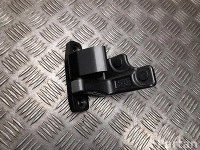 Mercedes-Benz GLC (X253) 2016 Шарнир двери сзади справа - Изображение 1