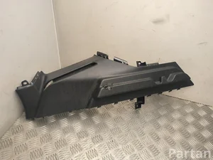 BMW 9483456 2 U06 Active Tourer 2022 Poszycie słupka D prawa strona