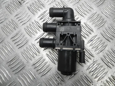 BMW 9147347 7 (G11, G12) 2017 Bride de liquide de refroidissement - Image 1