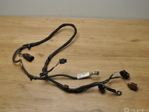 Volkswagen 5Q0971230PD T-Roc (A11/AC7) 2022 Fils du compartiment moteur