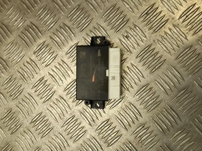 Opel 9836044880 Combo E 2020 Unité de contrôle pour systèmes de stationnement - Image 1