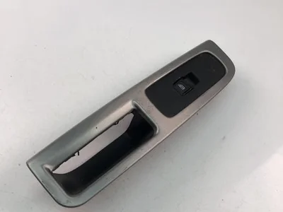 Volvo 30773214 V50 (MW) 2010 Switch for electric windows - Image 1