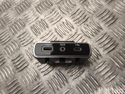 BMW 01561523850 5 G60 2025 Eingabegerät AUX USB - Bild 1
