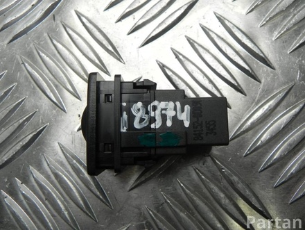 TOYOTA 84152-0D890 / 841520D890 YARIS (_P13_) 2016 Switch for beam length regulator