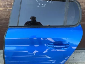 Peugeot e 208 2021 Porte Left Rear