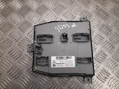 Mercedes-Benz A 213 900 52 23 / A2139005223 E-CLASS (W213) 2018 Unité de commande de carrosserie BCM FEM SAM BSI - Image 1