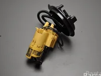 Mercedes-Benz A2054701694 C-CLASS (W205) 2015 Kraftstoffpumpe