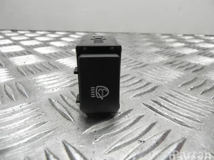 Lexus 15C331 RX (_L1_) 2009 Commutateur multiple