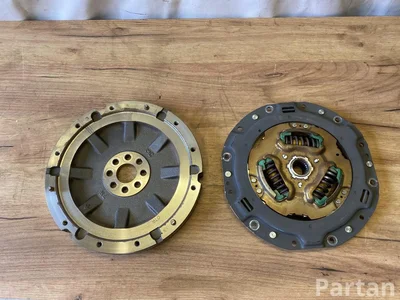 Toyota 0H033292 C-HR (_X1_) 2020 Sankabos komplektas - Paveiksliukas 1